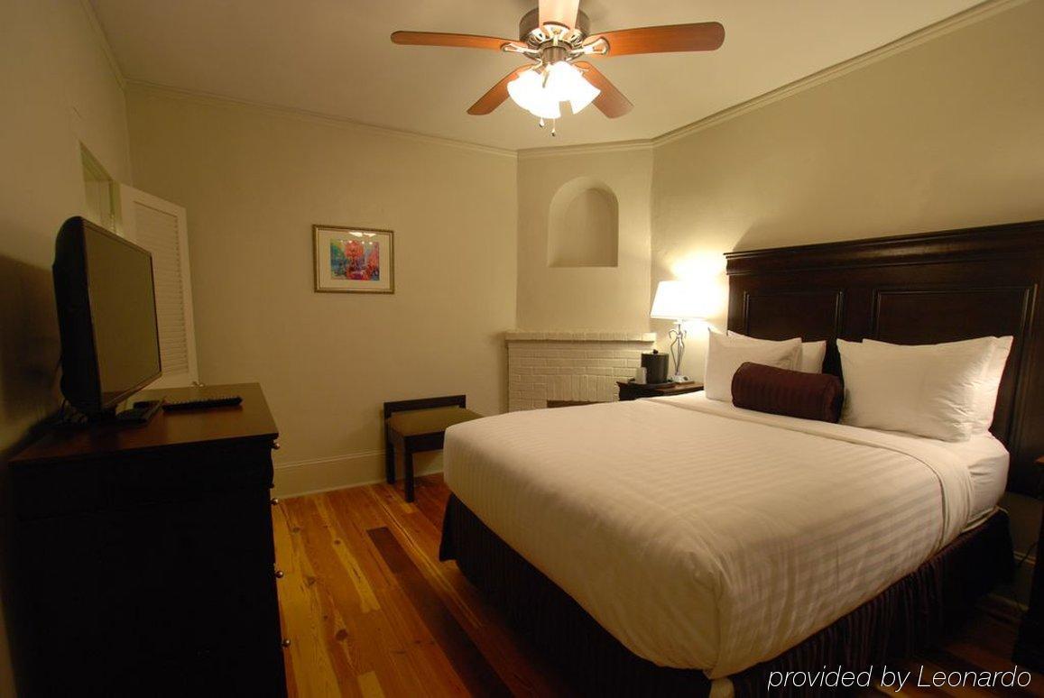 Inn On Ursulines, A French Quarter Guest Houses Property 뉴올리언스 외부 사진